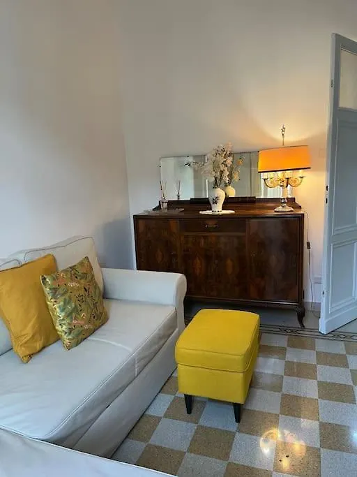 Holiday Apartment Rome Lr Blue